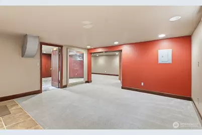 1560 28th Avenue W, Seattle, WA 98199 - Photo 25