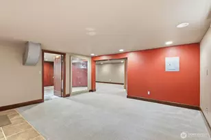 1560 28th Ave W, Seattle, WA 98199 - Photo 25