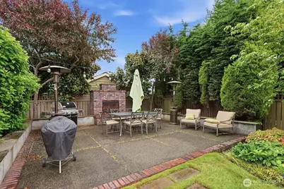 1560 28th Avenue W, Seattle, WA 98199 - Photo 31