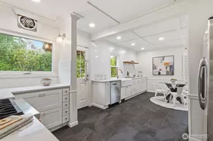 1560 28th Ave W, Seattle, WA 98199 - Photo 13