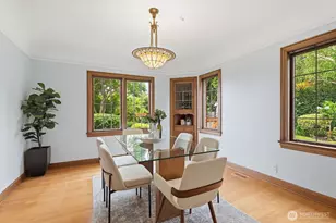 1560 28th Ave W, Seattle, WA 98199 - Photo 11