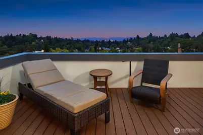 431 26th Avenue E, Seattle, WA 98112 - Photo 21