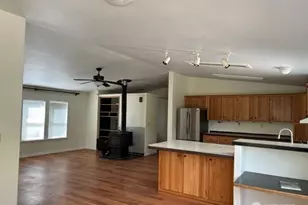153 Ravena Ln, Kelso, WA 98626 - Photo 5
