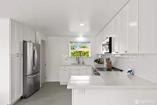 6017 46th Ave SW, Seattle, WA 98136 - Photo 7