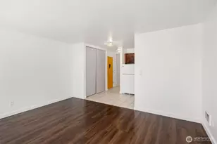 2233 NE 46th St, Seattle, WA 98105 - Photo 15