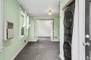 926 E Marine View Dr, Everett, WA 98201 - Photo 17