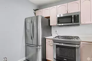 926 E Marine View Dr, Everett, WA 98201 - Photo 15