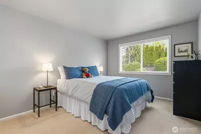 1220 268th Way SE, Sammamish, WA 98075 - Photo 31
