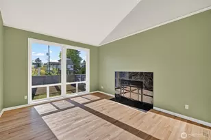12228 Dayton Ave N, Seattle, WA 98133 - Photo 5