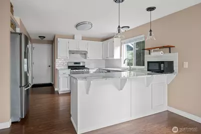 1433 Martha Way, Oak Harbor, WA 98277 - Photo 9
