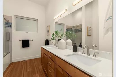 10143 Battle Point Drive NE, Bainbridge Island, WA 98110 - Photo 21