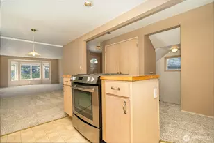 2006 42nd Ave E, Seattle, WA 98112 - Photo 9