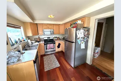 22018 76th Avenue W, Edmonds, WA 98026 - Photo 3