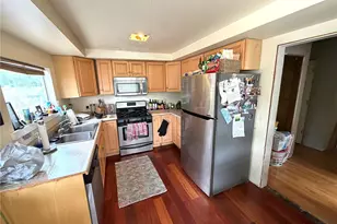 22018 76th Ave W, Edmonds, WA 98026 - Photo 3