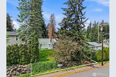 22018 76th Avenue W, Edmonds, WA 98026 - Photo 3