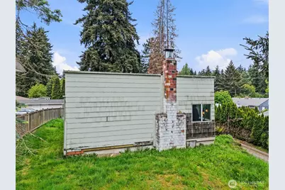 22018 76th Avenue W, Edmonds, WA 98026 - Photo 13