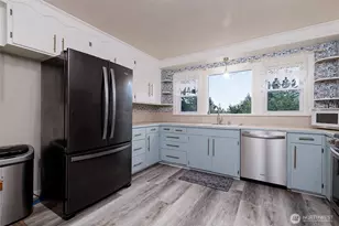 529 N 12th St, Shelton, WA 98584 - Photo 11