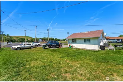 129 Catherine Avenue, Milton-Freewater, OR 97862 - Photo 23