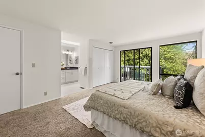 4624 146th Place SE, Bellevue, WA 98006 - Photo 11