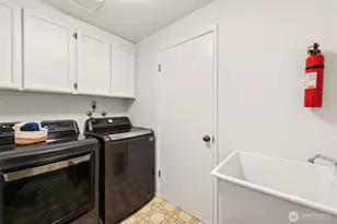 4624 146th Pl SE, Bellevue, WA 98006 - Photo 17