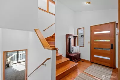 902 7th Avenue S, Edmonds, WA 98020 - Photo 3