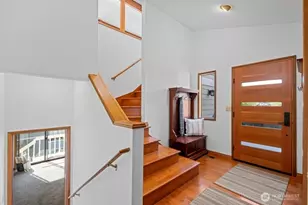 902 7th Ave S, Edmonds, WA 98020 - Photo 3