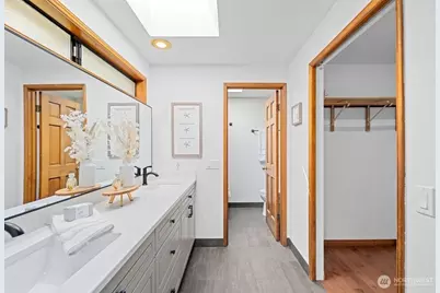 902 7th Avenue S, Edmonds, WA 98020 - Photo 17