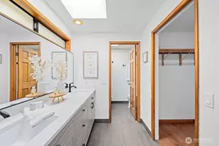 902 7th Ave S, Edmonds, WA 98020 - Photo 17