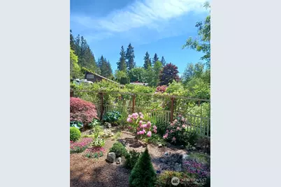 8011 175th Avenue SW, Longbranch, WA 98351 - Photo 33