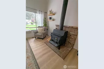 5808 Woodlake Drive W, University Place, WA 98467 - Photo 11