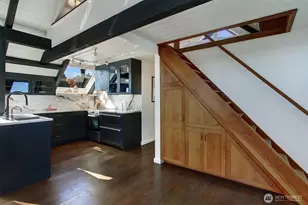 2822 Boyer Ave E, Seattle, WA 98102 - Photo 21