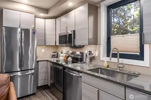 7337 151st Ave NE, Redmond, WA 98052 - Photo 9