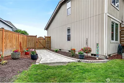 411 25th Avenue Pl, Milton, WA 98354 - Photo 25