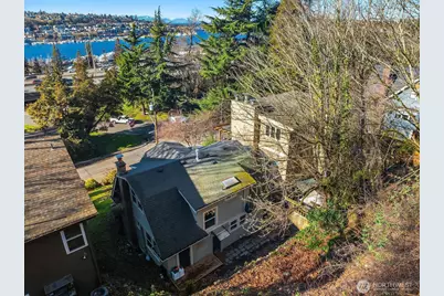 1606 Lakeview Boulevard E, Seattle, WA 98102 - Photo 27