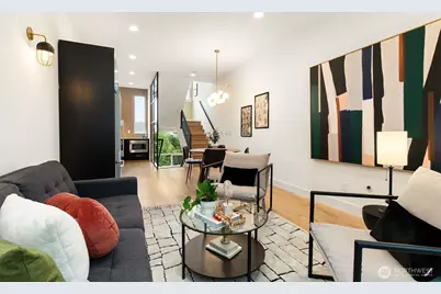 7020 Greenwood Avenue N, Seattle, WA 98103 - Photo 5