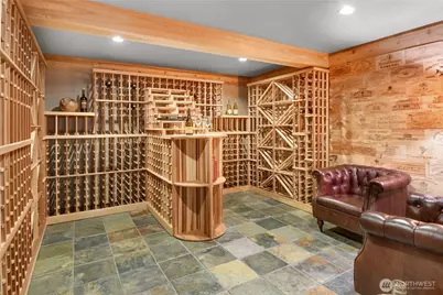 110 Smith Street, Seattle, WA 98109 - Photo 27