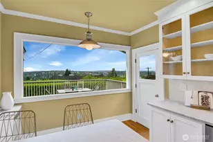 110 Smith St, Seattle, WA 98109 - Photo 11