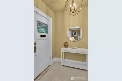 110 Smith Street, Seattle, WA 98109 - Photo 3