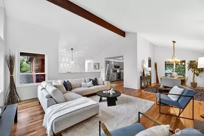 7511 43rd Avenue NE, Seattle, WA 98115 - Photo 5