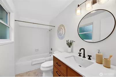 7511 43rd Avenue NE, Seattle, WA 98115 - Photo 15
