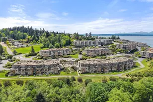 71 Pine St, Edmonds, WA 98020 - Photo 33