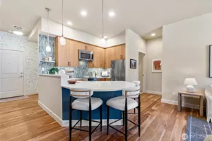 71 Pine St, Edmonds, WA 98020 - Photo 9