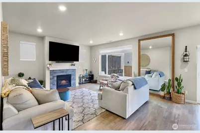 10127 15th Place SE, Lake Stevens, WA 98258 - Photo 5