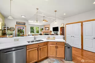 1759 Grand Ave, Mount Vernon, WA 98274 - Photo 9