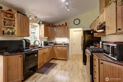 1720 E Saint Andrews Drive N, Shelton, WA 98584 - Photo 7