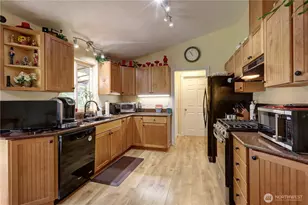 1720 E St Andrews Dr N, Shelton, WA 98584 - Photo 7