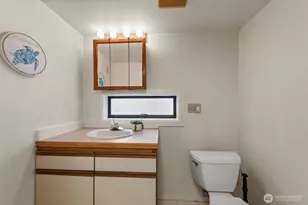 510 N 138th St, Seattle, WA 98133 - Photo 13