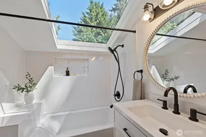 510 N 138th Street, Seattle, WA 98133 - Photo 17