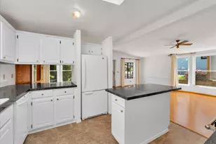 17235 119th Ave NE, Bothell, WA 98011 - Photo 7