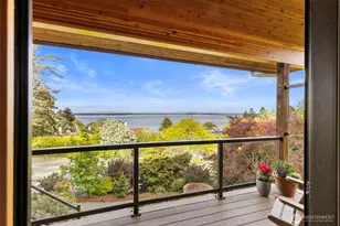 1323 Jackson St, Port Townsend, WA 98368 - Photo 17